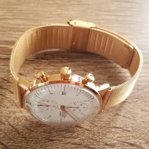 Loreo rose gold watch